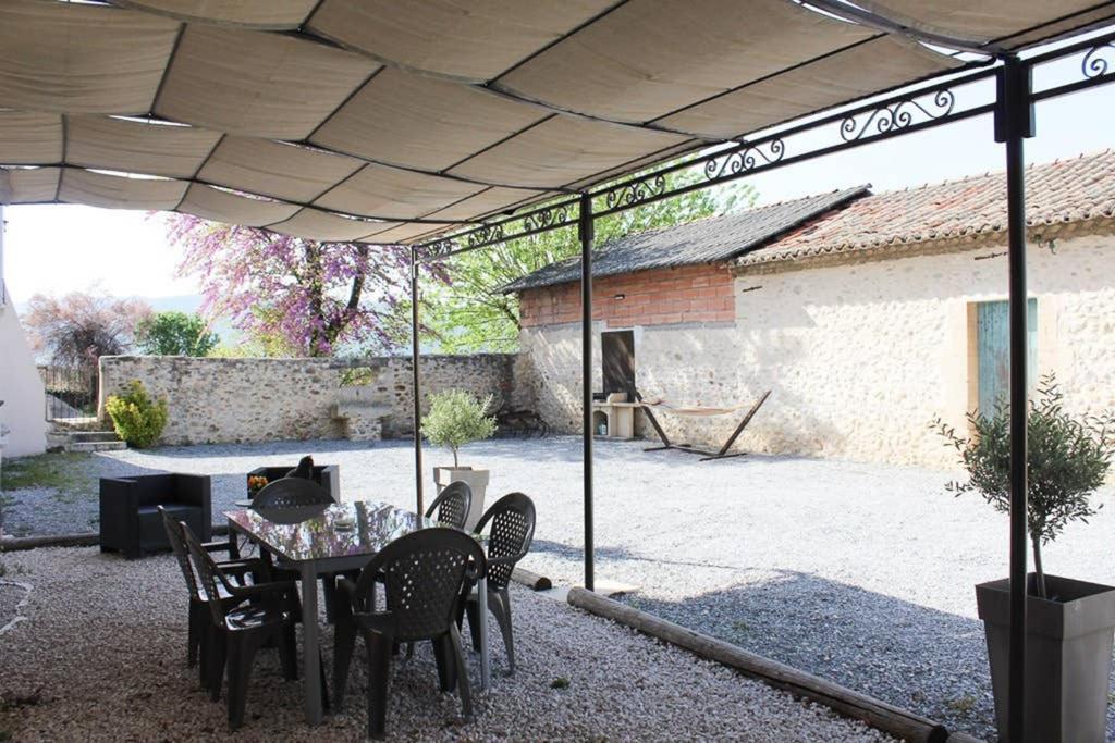 Montfort  Le Gite Du Jas Vieux מראה חיצוני תמונה